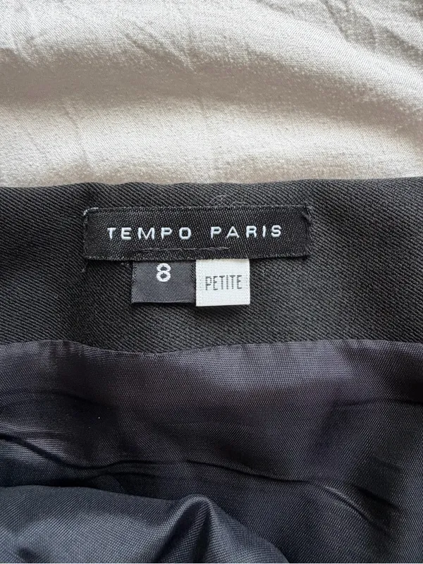 Tempo Paris‎ Black Pleated Mini Skirt Size 8 Petite - Image 2