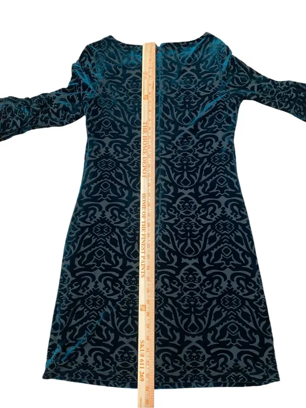 Eliza J Green Patterned Velvet Burnout Cascade Bell Sleeve Shift Dress - Image 5