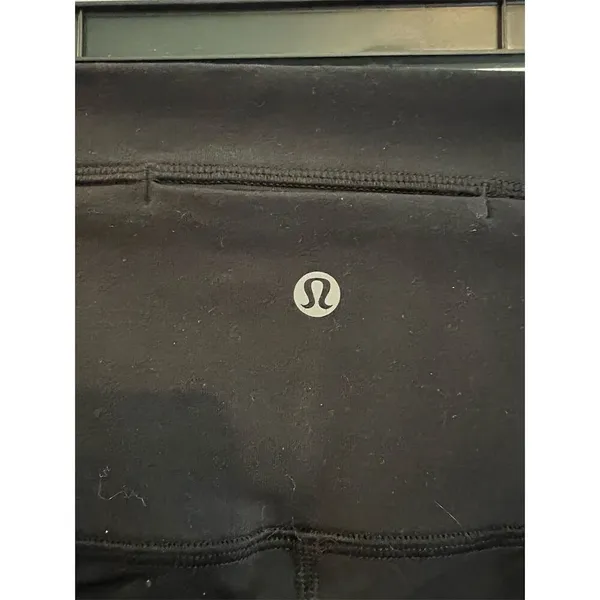 Lululemon Women's High Rise Black Leggings Ribbon Lattice Mesh Size 6 - Image 3