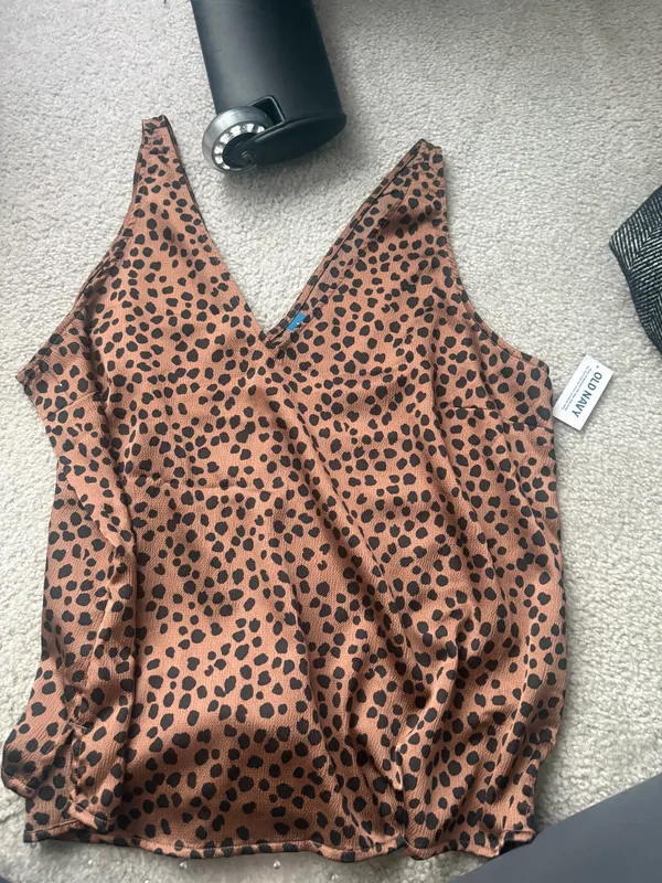 Old Navy V-Neck Satin Sleeveless Top Animal Print - Image 6