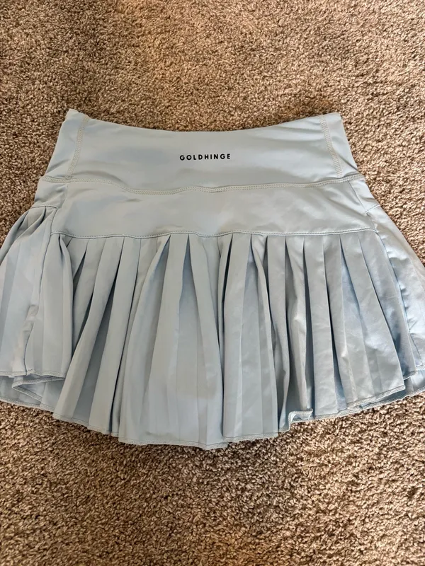 Gold Hinge Skirt Pleated Size Small - Image 2