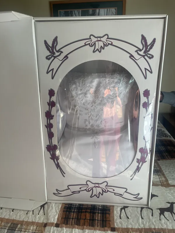 Wedding Dress White Size 8 - Image 6