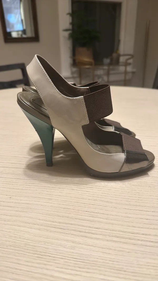 BCBGMAXAZRIA Shoes Women’s - Image 5