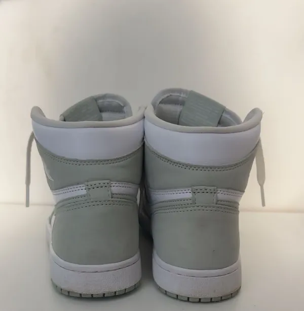 Nike Jordan 1 - Image 7