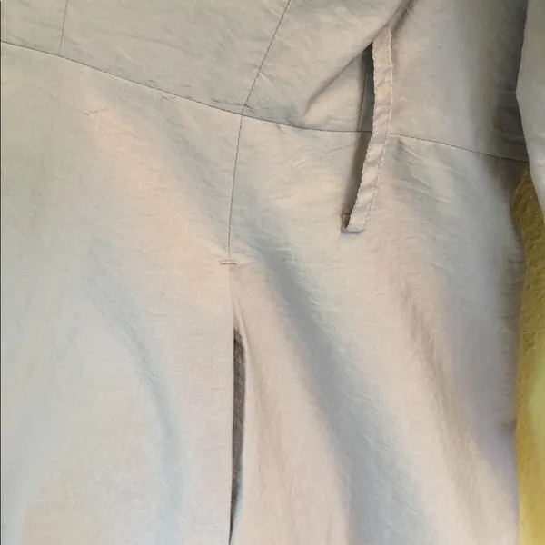 Tahari Beige Rain or Casual Coat S - Image 7
