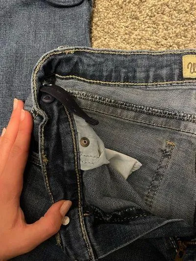 Women’s Wrangler Bootcut Jeans - Image 6
