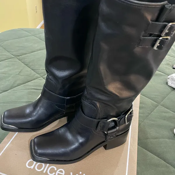 Dolce Vita Black Heeled Boots with Buckle Detail - Image 8