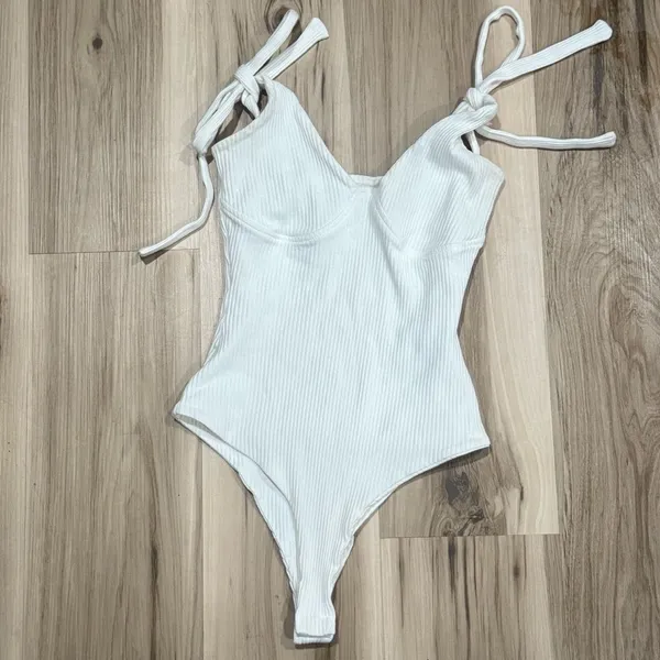 Princess Polly Clove Tie Up Bodysuit White Women’s 4 - Image 2