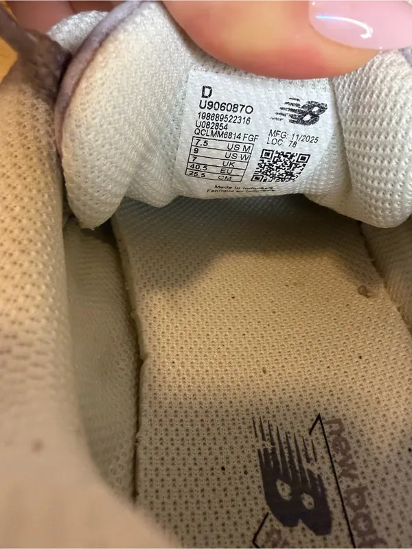 New Balance 9060 Sneakers in Lilac - Size 9 - Image 7