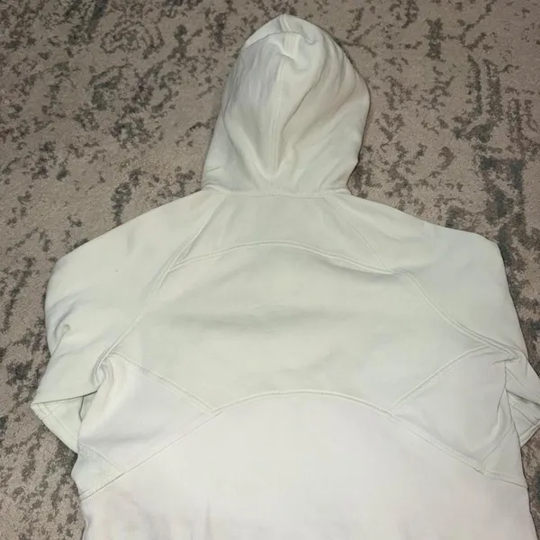 Lululemon Women's Green Hoodie - Image 3