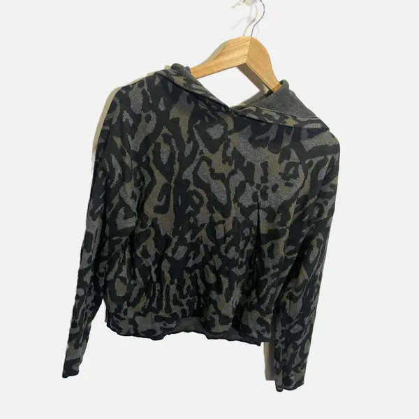 Anthropologie Kasia Knit‎ Hoodie Sweater Green Grey Animal Print Leopard Size M - Image 2