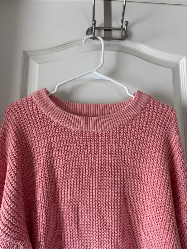 NWT Old Navy Coral Pink Crewneck Sweater / B48 - Image 2