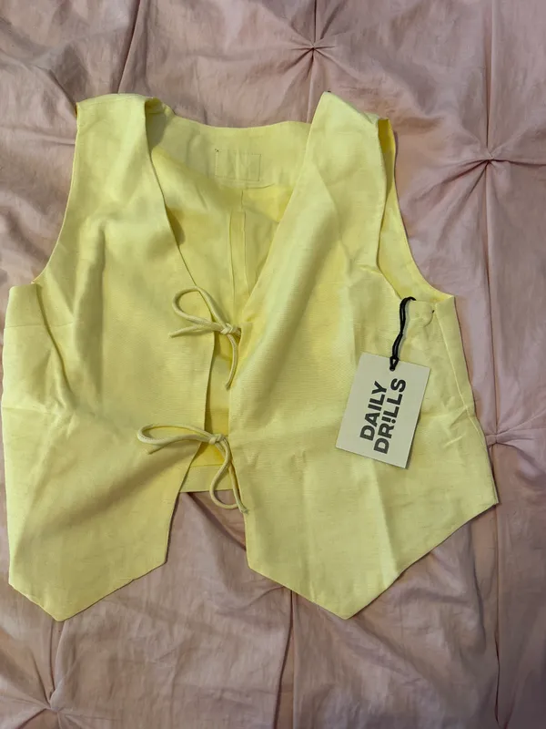 Daily Drills Yellow Linen Set - Image 7