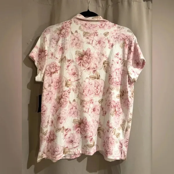 Women’s NWT Pink Lauren Ashley PJ Top - Image 2