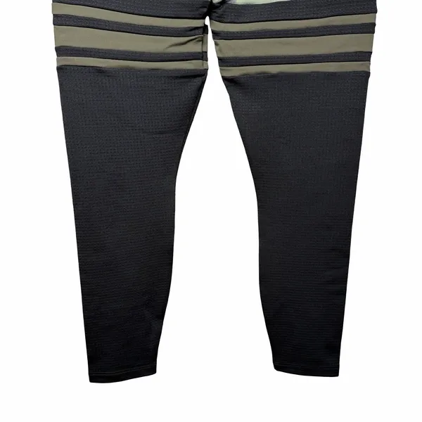 Bombshell Sportswear Perform Thigh-Highs Camo Leggings Size M High Rise Pockets - Image 7