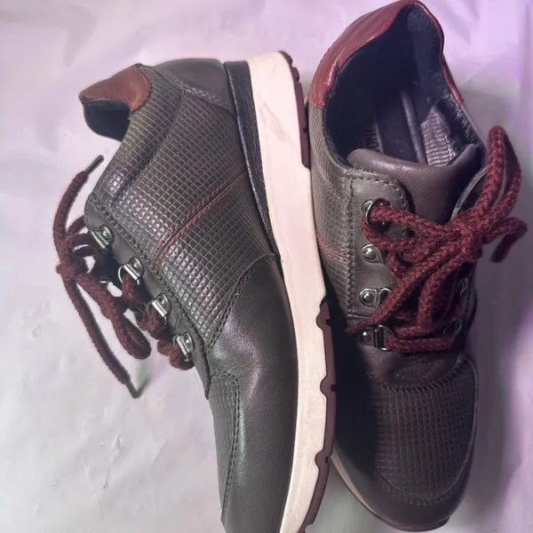 PIKOLINOS women Brown and Burgundy Sneakers - Image 10