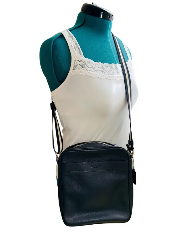 Coach Charles Midnight Blue Flight Bag - Image 8