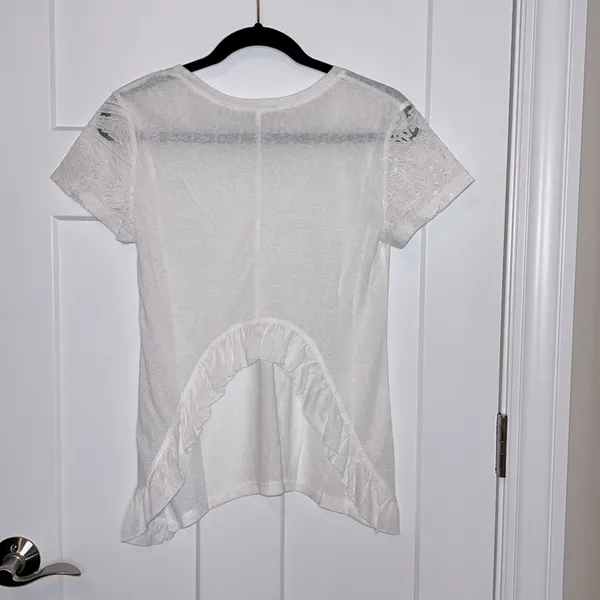 Miss Me NWOT White Lace Sleeve Ruffle Open Back Short Sleeve - Image 3