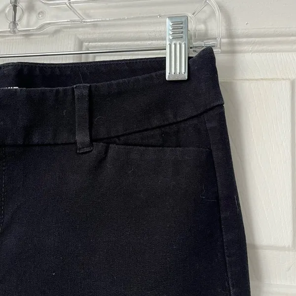 Old Navy Pixie Never-Fade Cropped Pants - Size 4 - Image 2