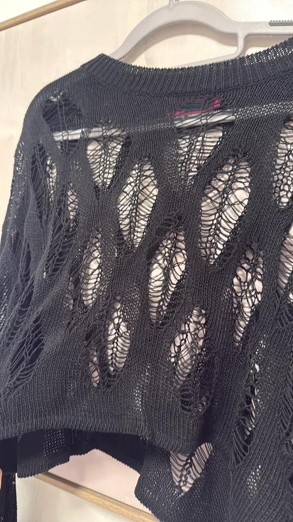 Edikted crochet cropped sweater - Image 2