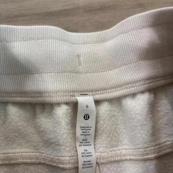 Lululemon Scuba Relaxed High-Rise Jogger White Opal Women Size 6 - Image 3