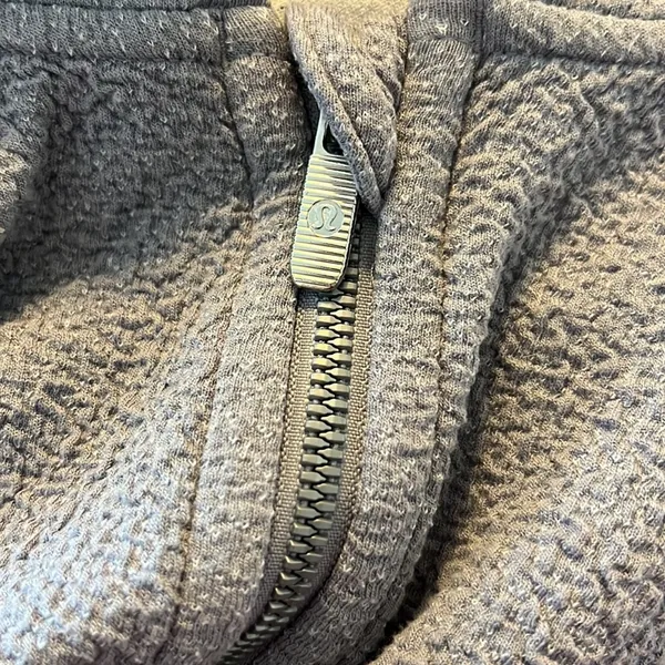 Lululemon Pave New Ways Full-Zip in Glacier Grey / White Size Large - Image 10
