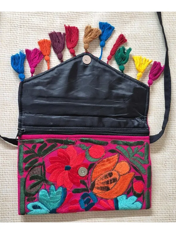 NWOT Mexican Embroidered Crossbody Envelope Purse Multicolor Floral Tassels - Image 10