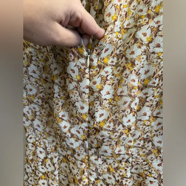 Astr Floral Midi Dress in Yellow Size S - Image 13