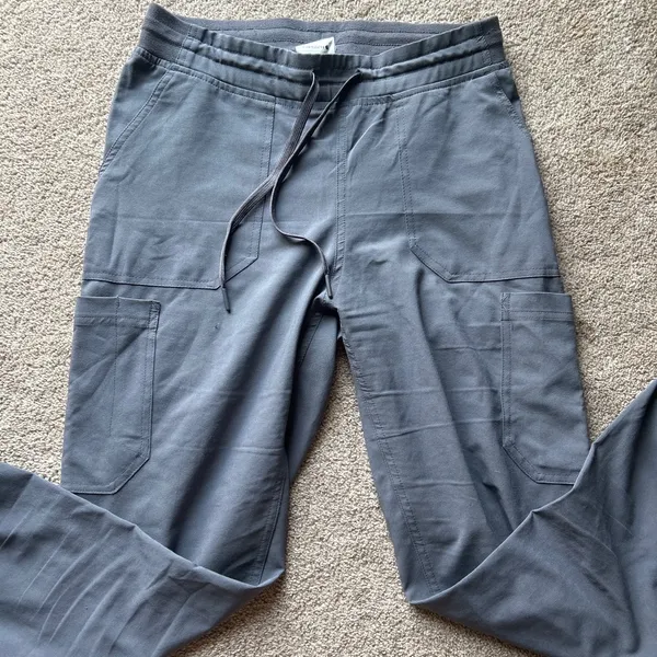 Carhartt scrubs size small!  - Image 2