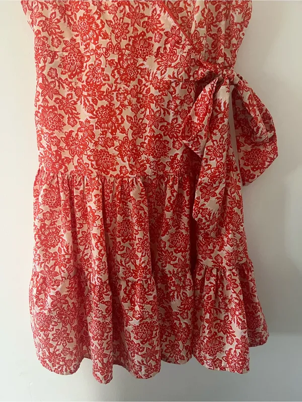 Red Cream Floral Wrap Mini Dress Small Tie Waist Beachy Resort Vacation Summer - Image 3