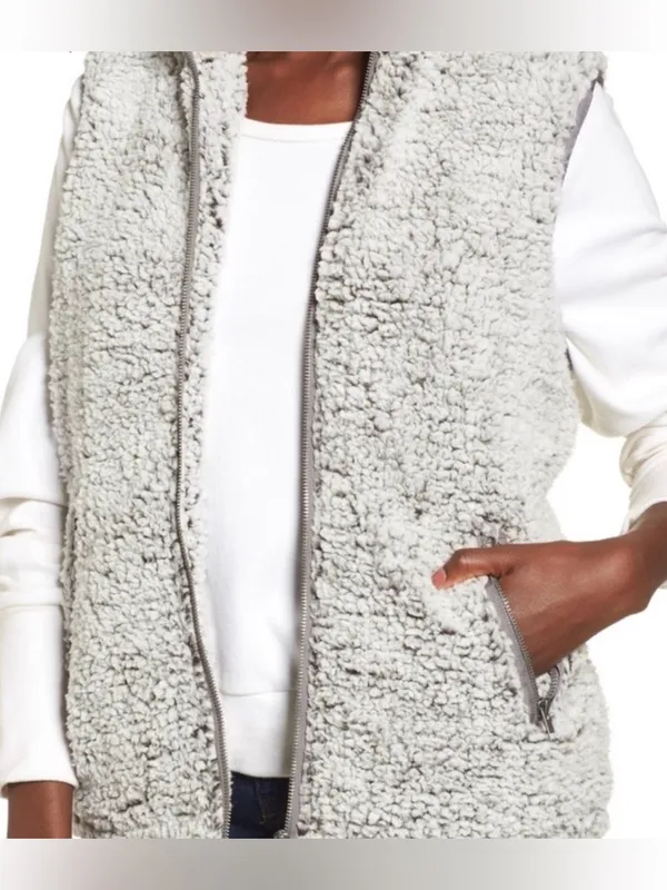 Thread & Supply Ivory Cozy Sherpa Teddy Zip Up Vest Jacket Gray Trim - Medium - Image 10