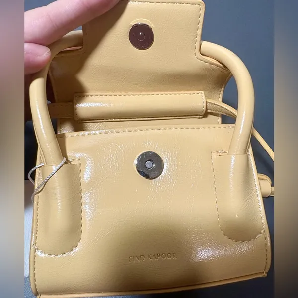 FINDKAPOOR Marty Bag 12 Crinkled Butter Micro Bag - Image 9