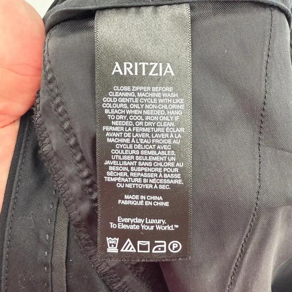Aritzia Ten Babaton Black Wide Leg Crop Culotte Pants Size‎ 4 Minimalism Office - Image 4