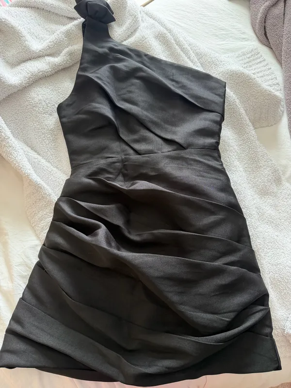 Showpo Mini Dress - Image 4
