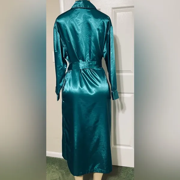 Cachet Classic Wrap Robe size S Green - Image 3