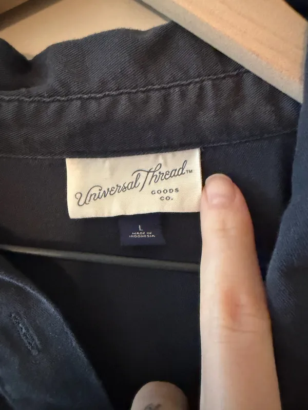 Universal Threads Button-Up - Image 2