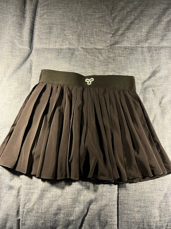Aritzia TnaMove Tennis Micro Skirt - Image 6