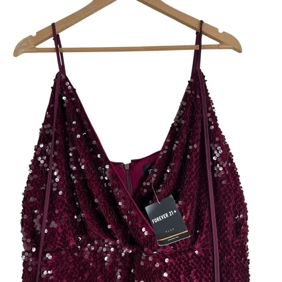 NWT Forever 21 Romper Womens 2X Wine Red Sequin V-Neck NYE‎ Vegas Holiday Glam - Image 3