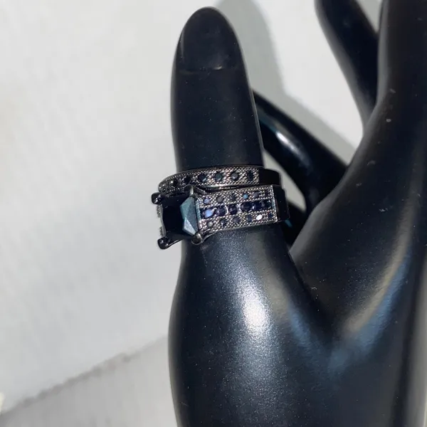 Women's Black Cubic Zirconia Silver Plated Rhinestone Wedding Ring & Band 8.5 - Image 4