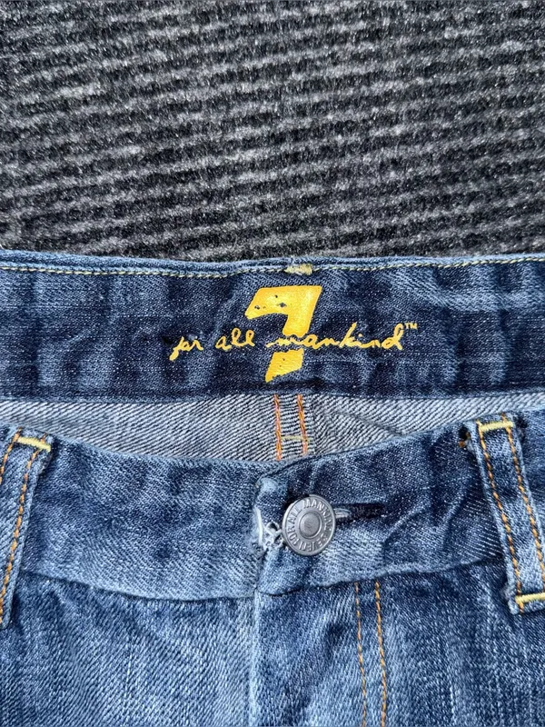 RARE VTG 7 For All Mankind Pink “A” Pocket Low Rise Denim Shorts Sz 30 Frayed - Image 4