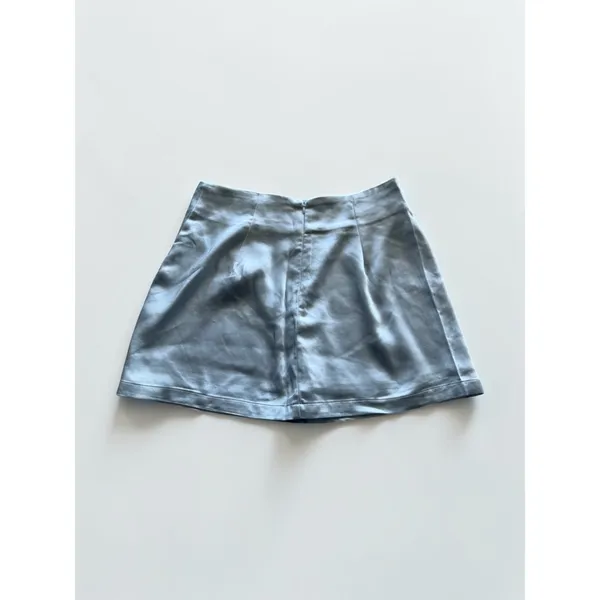 Sirena Light Blue Satin Mini Skort Women Size M Built-in Shorts Back Zip NEW - Image 2