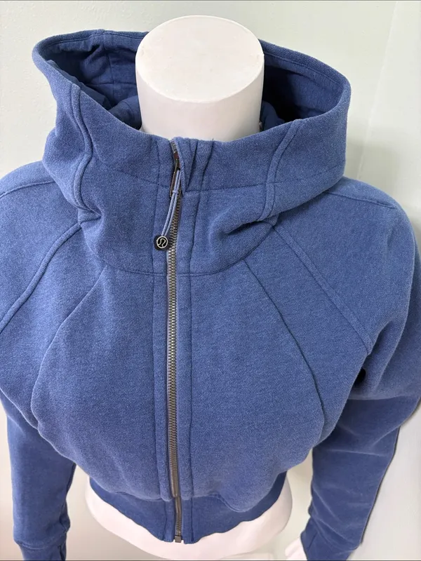 lululemon Blue Heather Oasis Scuba Full Zip Cropped Hoodie size 8 - Image 4