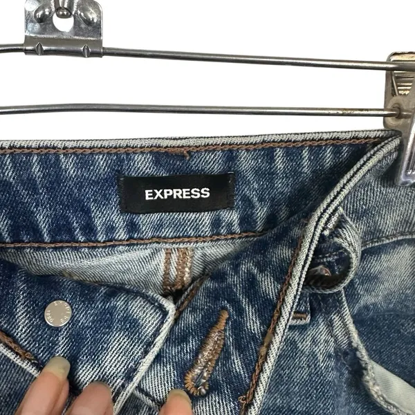 Express Womens Sz 6 Regular Relaxed Straight Low Rise Distressed Wide Leg Jeans - Image 6