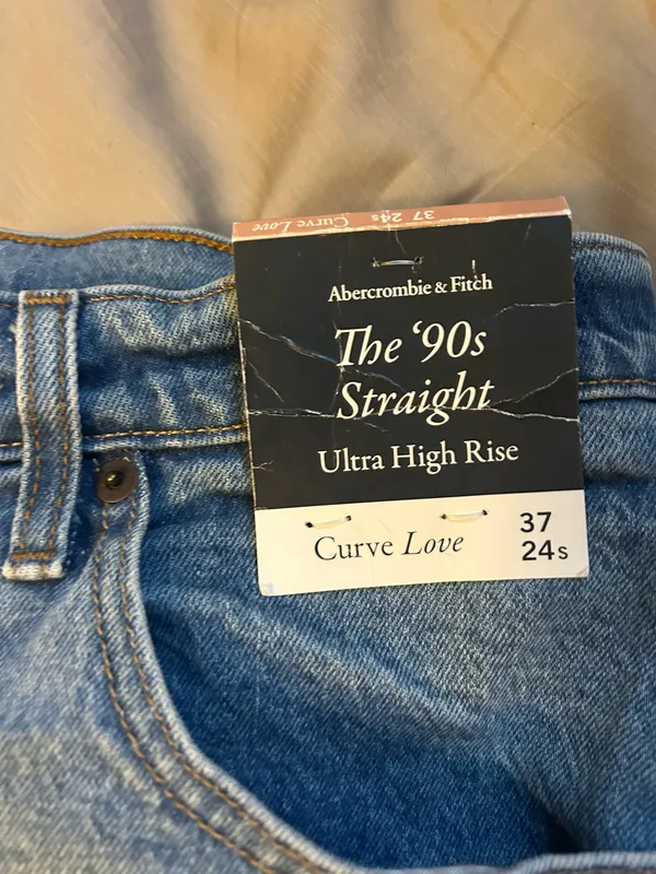 Abercrombie Curve Love Jeans Ultra High-Rise Straight 90s - Image 3