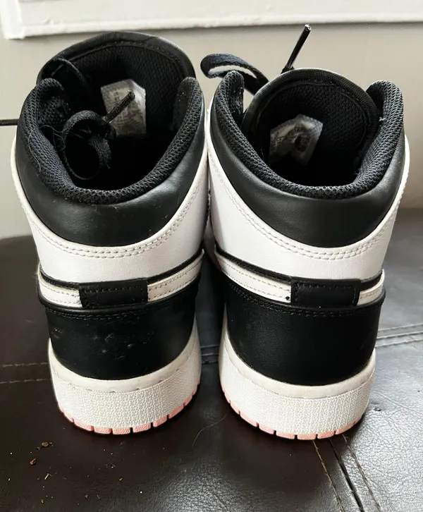Air Jordan High Top 1 - Image 4