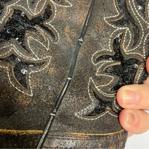 Corral sequin inlay‎ brown suede boots size 7 - Image 6