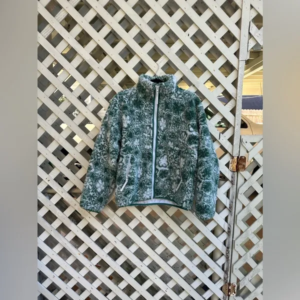 COPY - Aritzia Tna Optimist Zip Up - Image 2