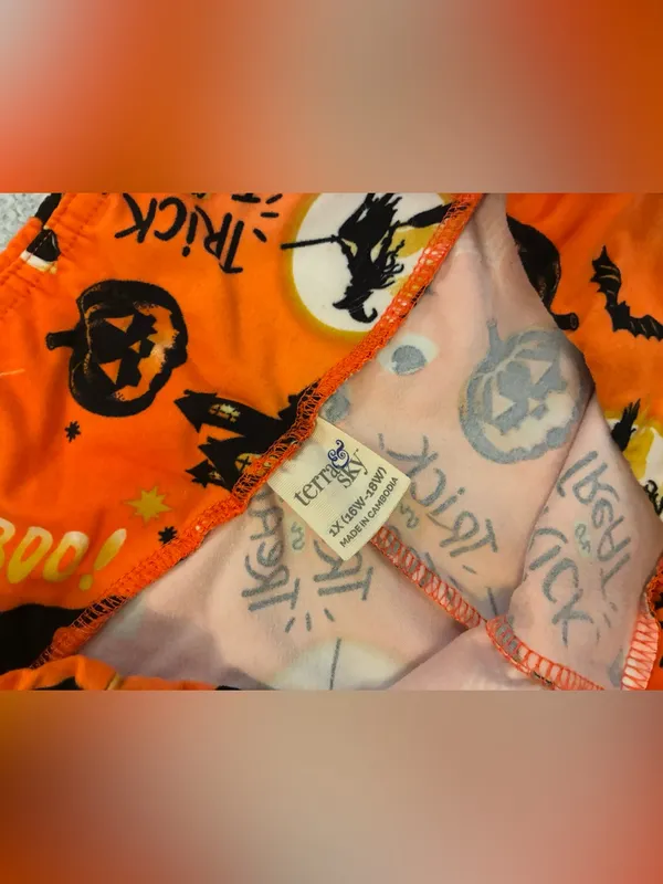 Women’s Terra & Sky Brand Halloween Orange Printed Leggings Size 1X - Image 3