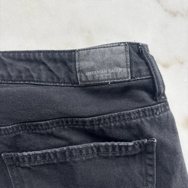 American Eagle Black Denim Mini Skirt Button Fly Frayed RawHem Distressed Size14 - Image 3