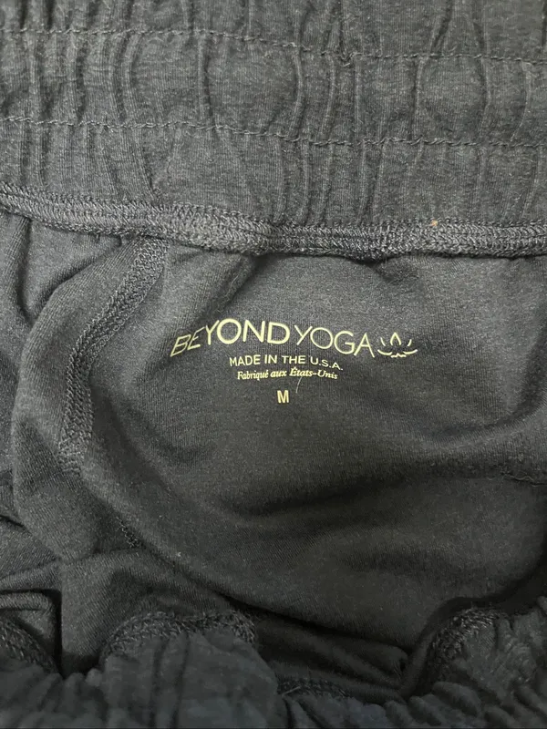 Beyond Yoga Navy Jogger Pants size M - Image 3